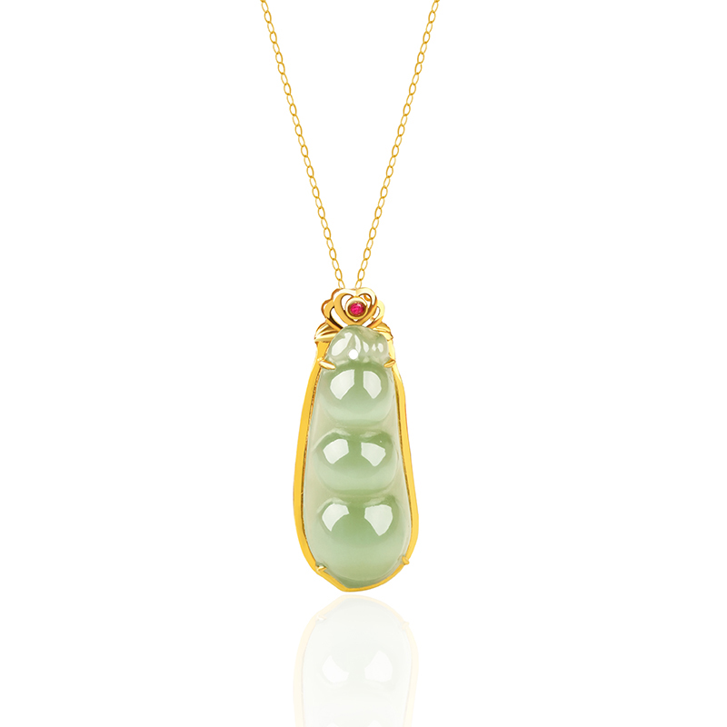 18K Gold Green Hetian Jade Cat’s Eye Bean Pendant