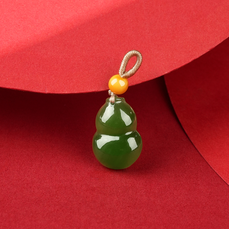 Hetian Jade Gourd Pendant - image 5