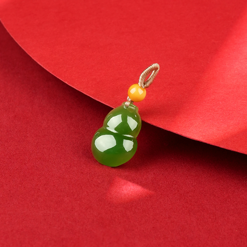 Hetian Jade Gourd Pendant - image 6