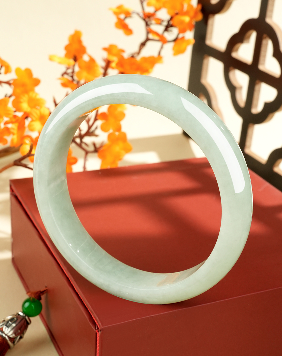 Green Jadeite Bangle - HP0691 - image 6