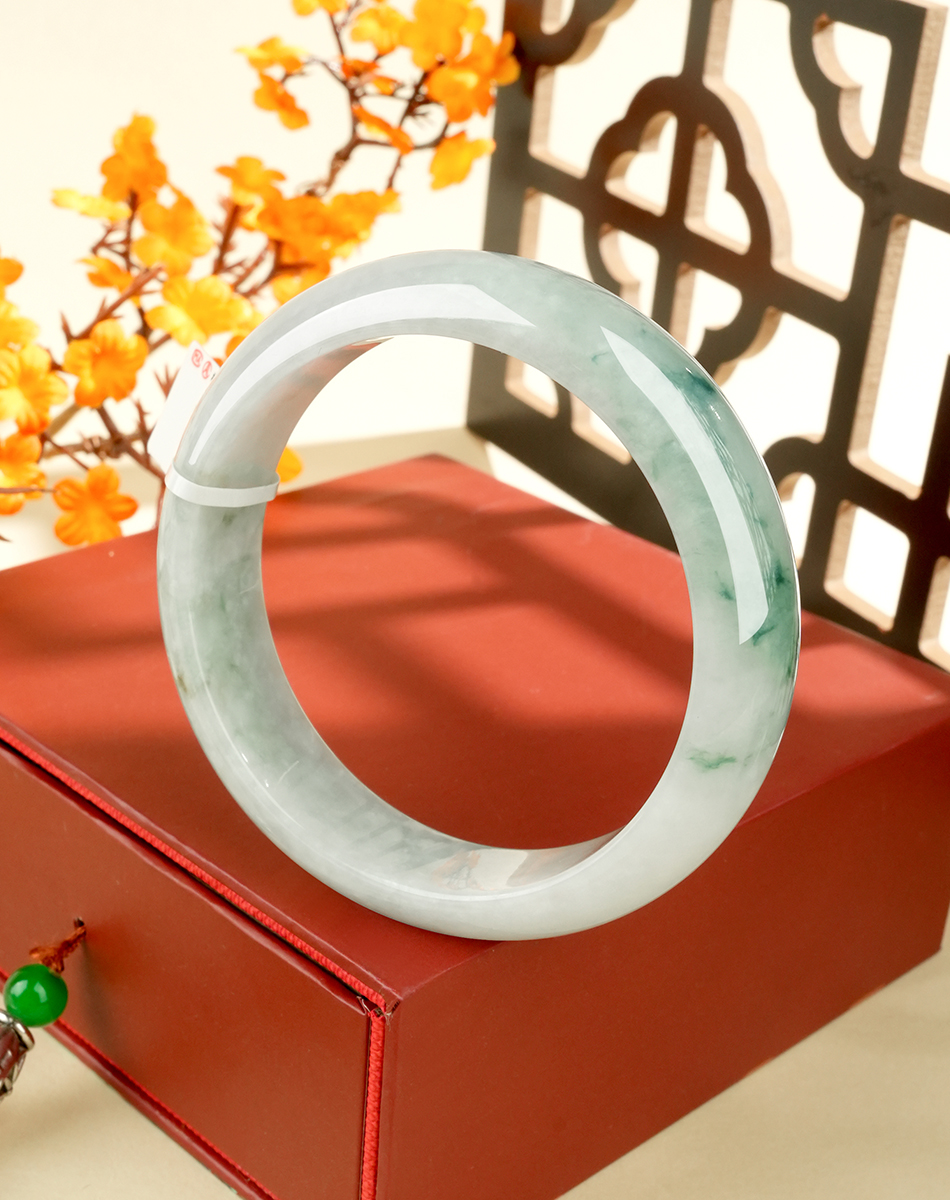 Lavender Jadeite Bangle - LAP003 - image 6