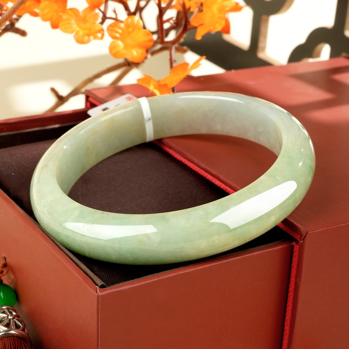 Green Jadeite Bangle - LQ02028 - image 3