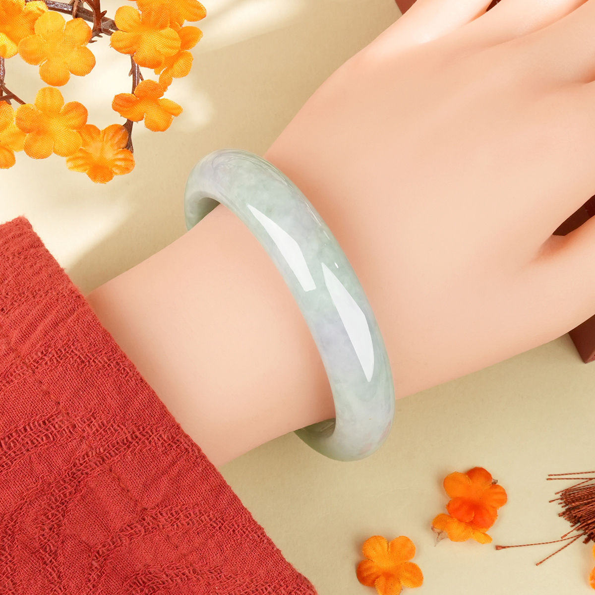 Green Jadeite Bangle - LQ02029 - image 3