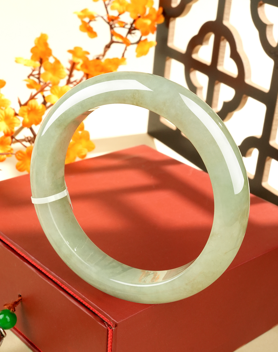 Green Jadeite Bangle - LQ02030 - image 6