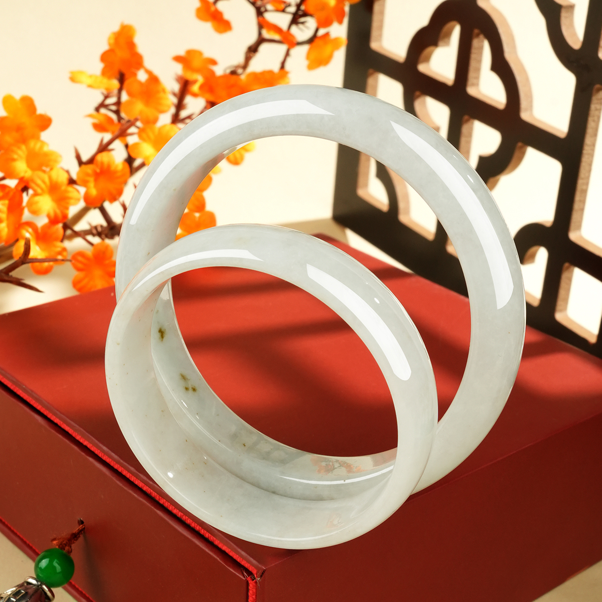 Green Jadeite Bangle - LQ02033 - image 2
