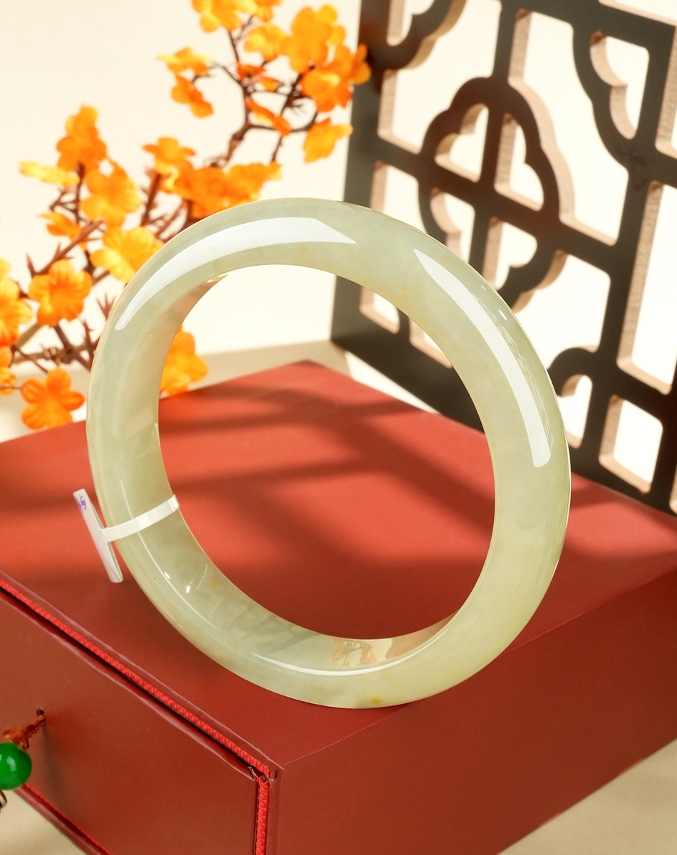Green Jadeite Bangle - LQ02038 - image 6